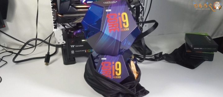 Core i9 9900Kが2個
