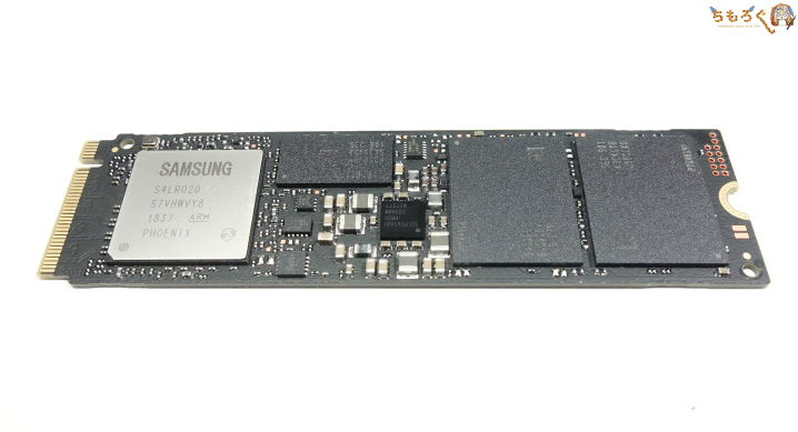 Samsung 970 EVO Plusのコンポーネントをチェック