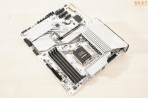 ASRock X870E Novaの写真