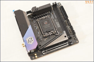 ASRock Z890I Nova WiFiの写真