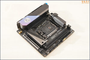 ASRock Z890I Nova WiFiの写真