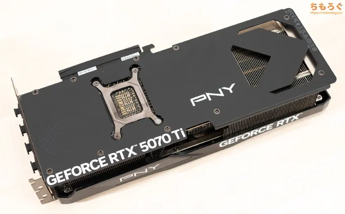 PNY RTX 5070 Ti Overclocked Triple Fan(写真)