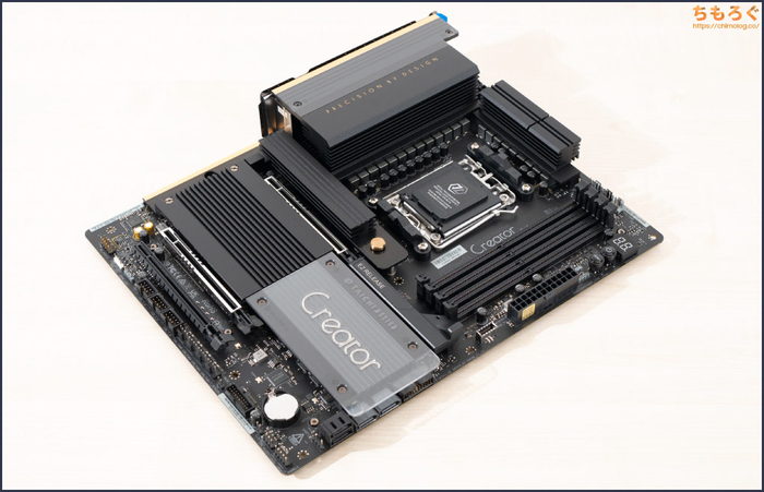 ASRock X870 Taichi Creatorの写真