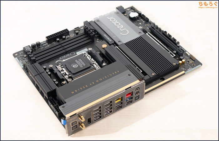 ASRock X870 Taichi Creatorの写真