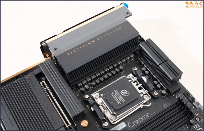 ASRock X870 Taichi Creatorの写真