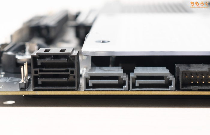 ASRock X870 Taichi Creator 写真