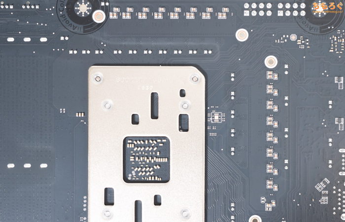 MSI MAG B850 TOMAHAWK MAX VRM 基板 画像