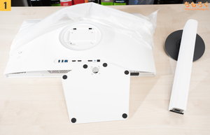 INNOCN GA27T1M レビュー（組み立て）