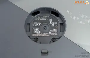 ASUS XG32UCWMGレビュー（VESAマウント）
